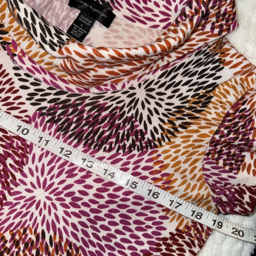 3 x 20$ Cable & Gauge Multicolor Cowl Neck Top Size Large - Picture 3 of 5